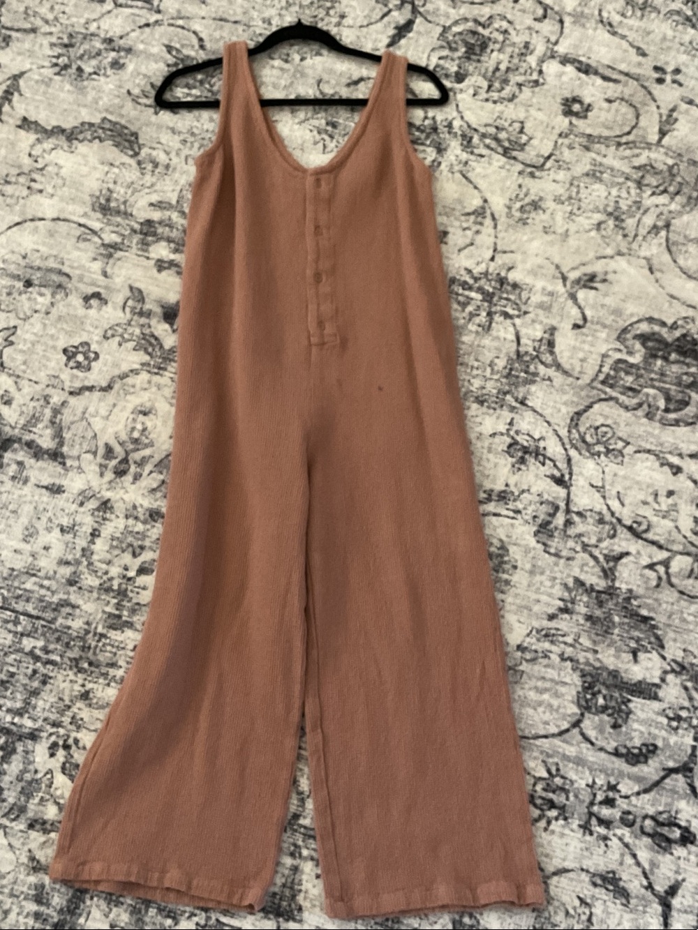Quicksilver women heritage loungin sleeveless jumpsuit is brown. Waffle knit